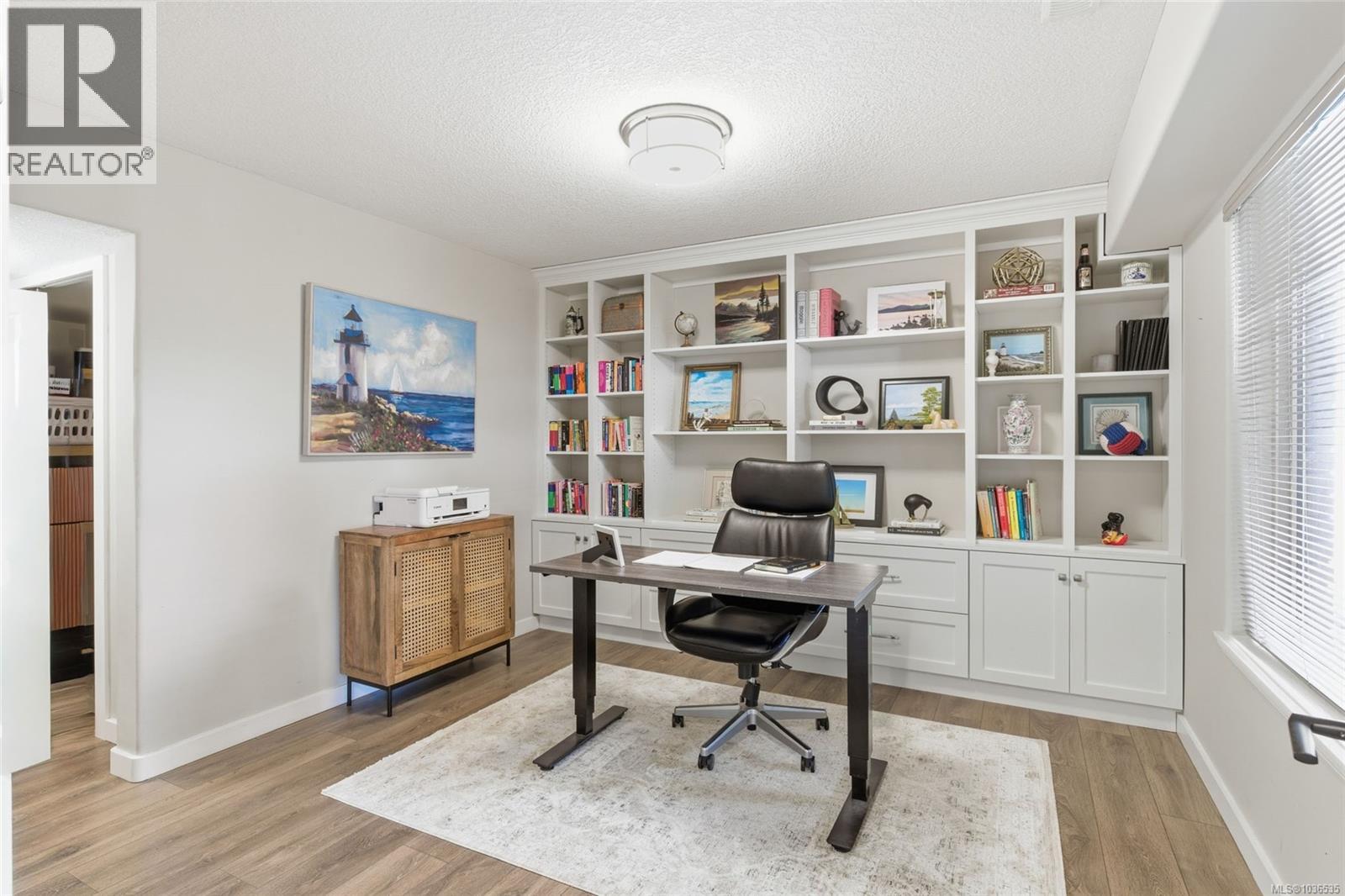 4839 Fillinger Cres - 23