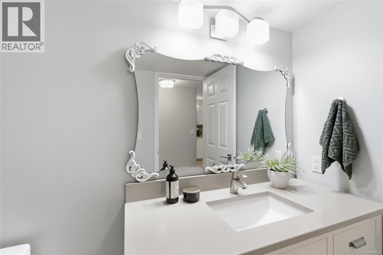 4839 Fillinger Cres - 34