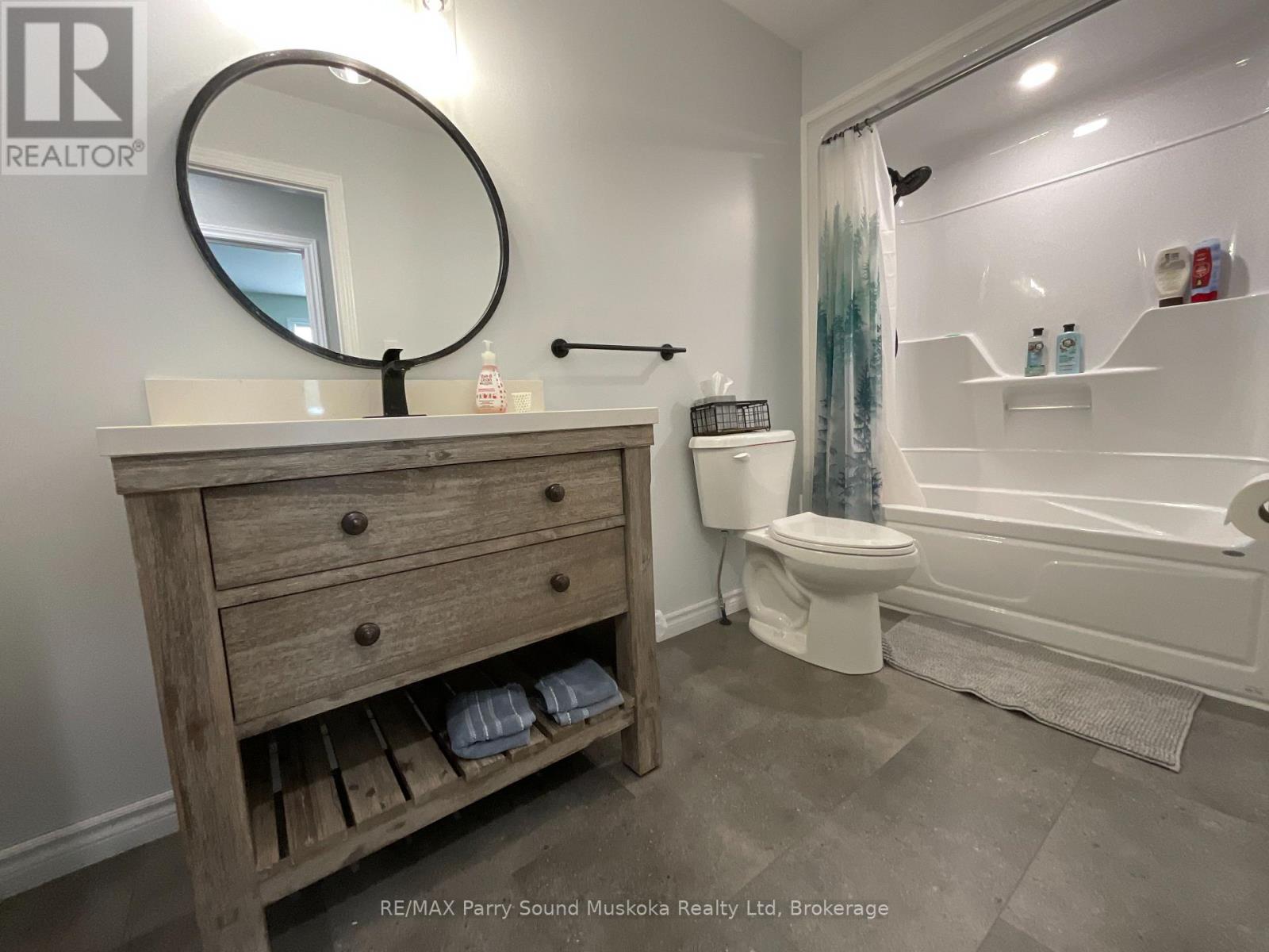 161 - 25 BALSAM CREEK ROAD - 36