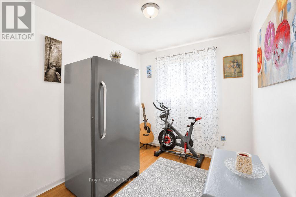 334 TRAGINA AVENUE N - 24