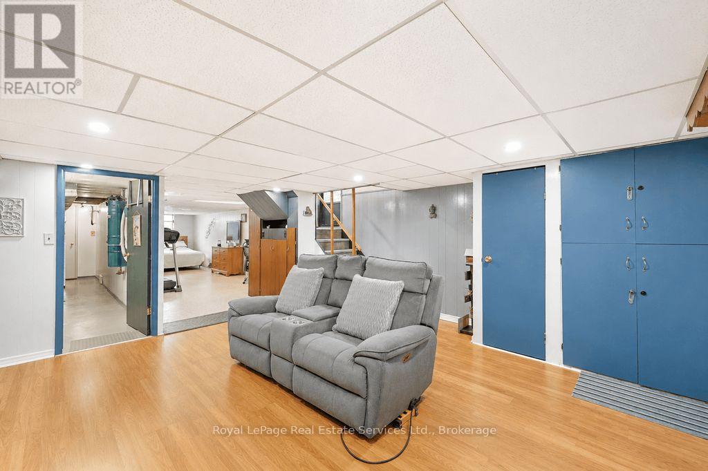 334 TRAGINA AVENUE N - 29
