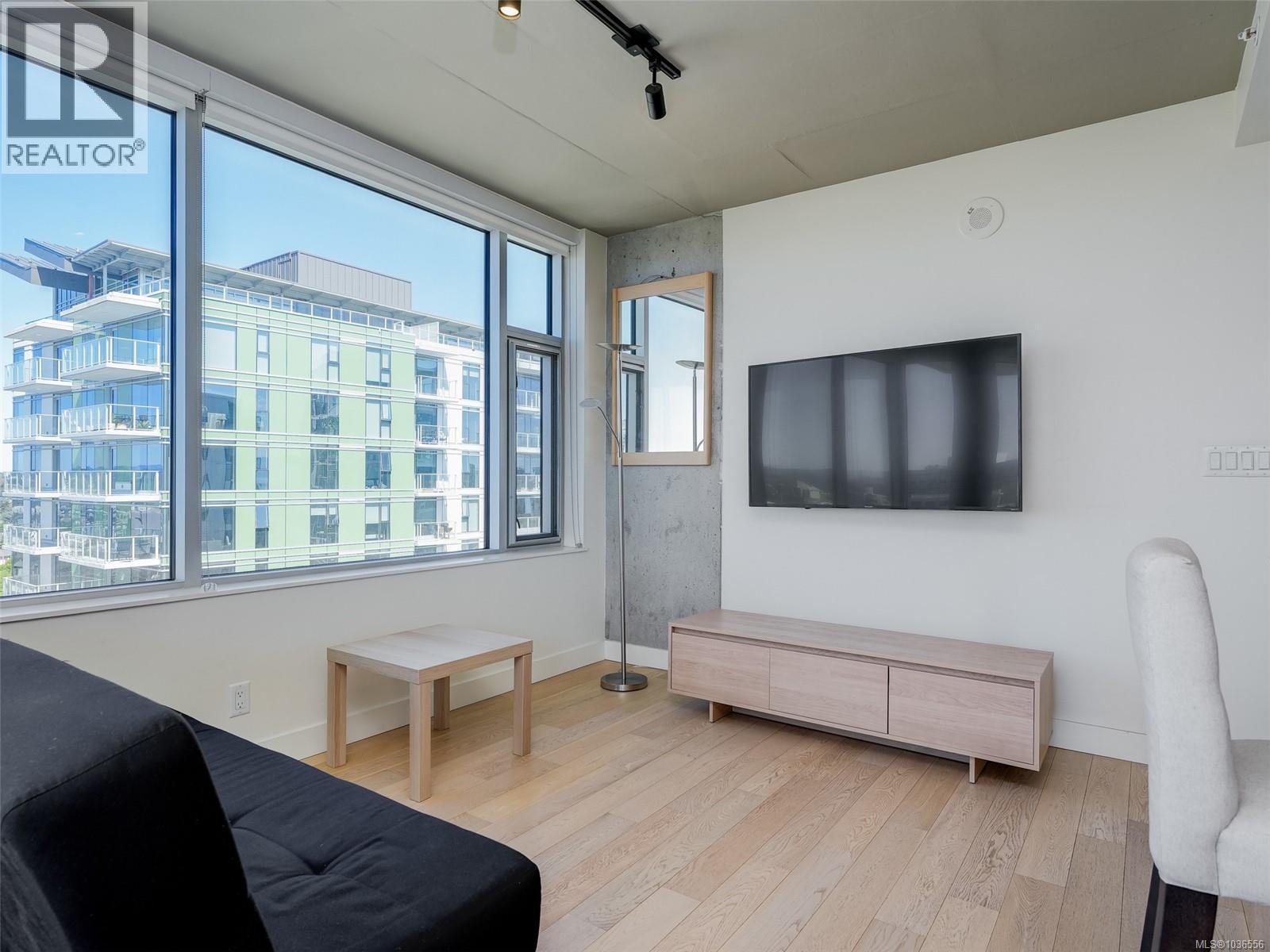 #1404 989 Johnson St - Image 3