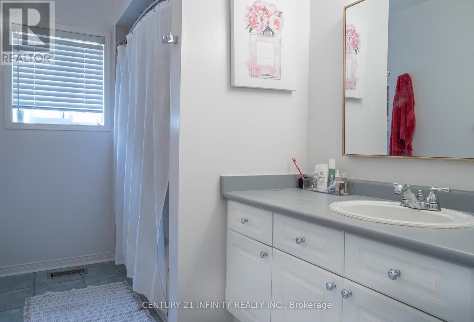 1484 SANDHURST CRESCENT - 28
