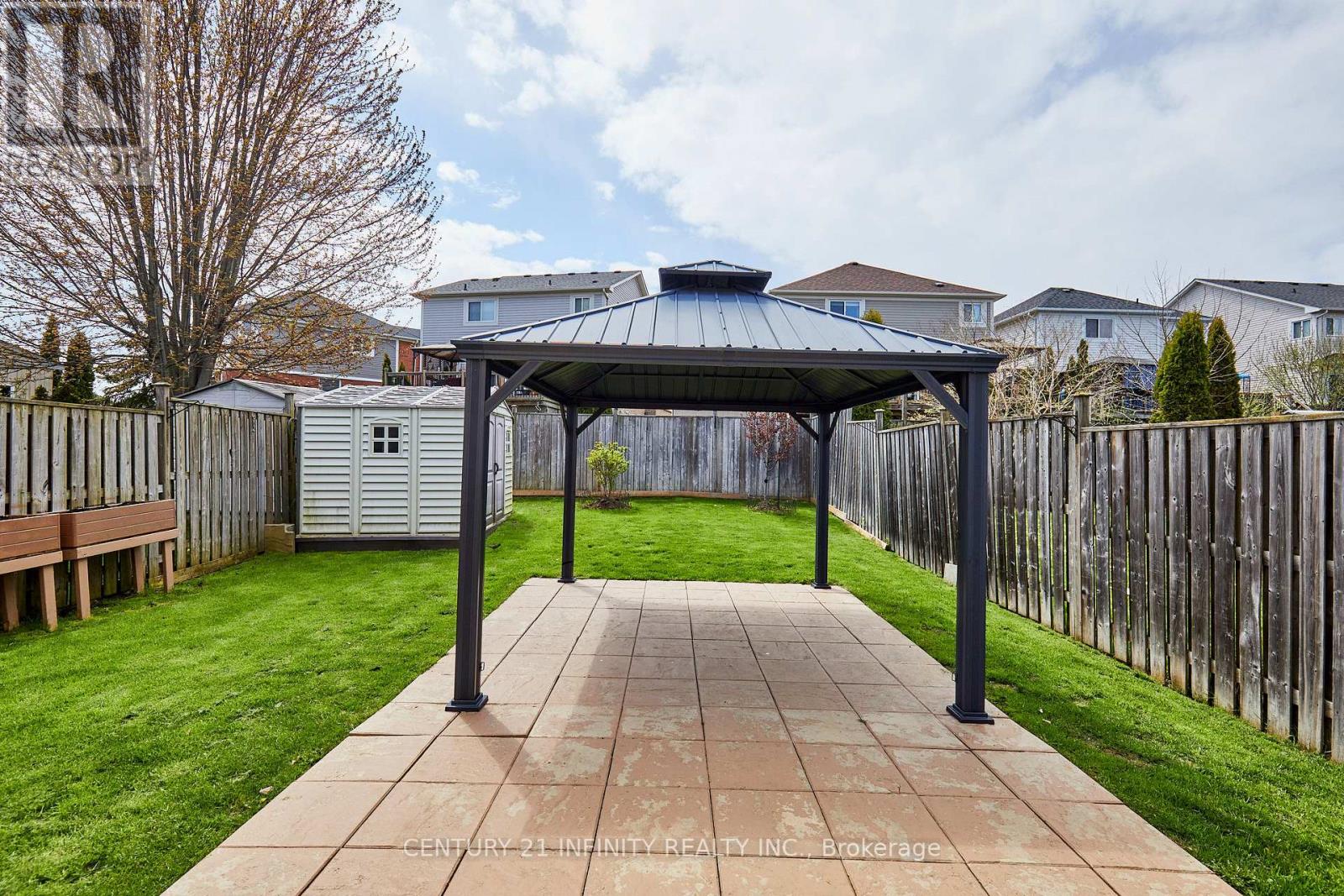 236 SCOTTSDALE DRIVE - 4