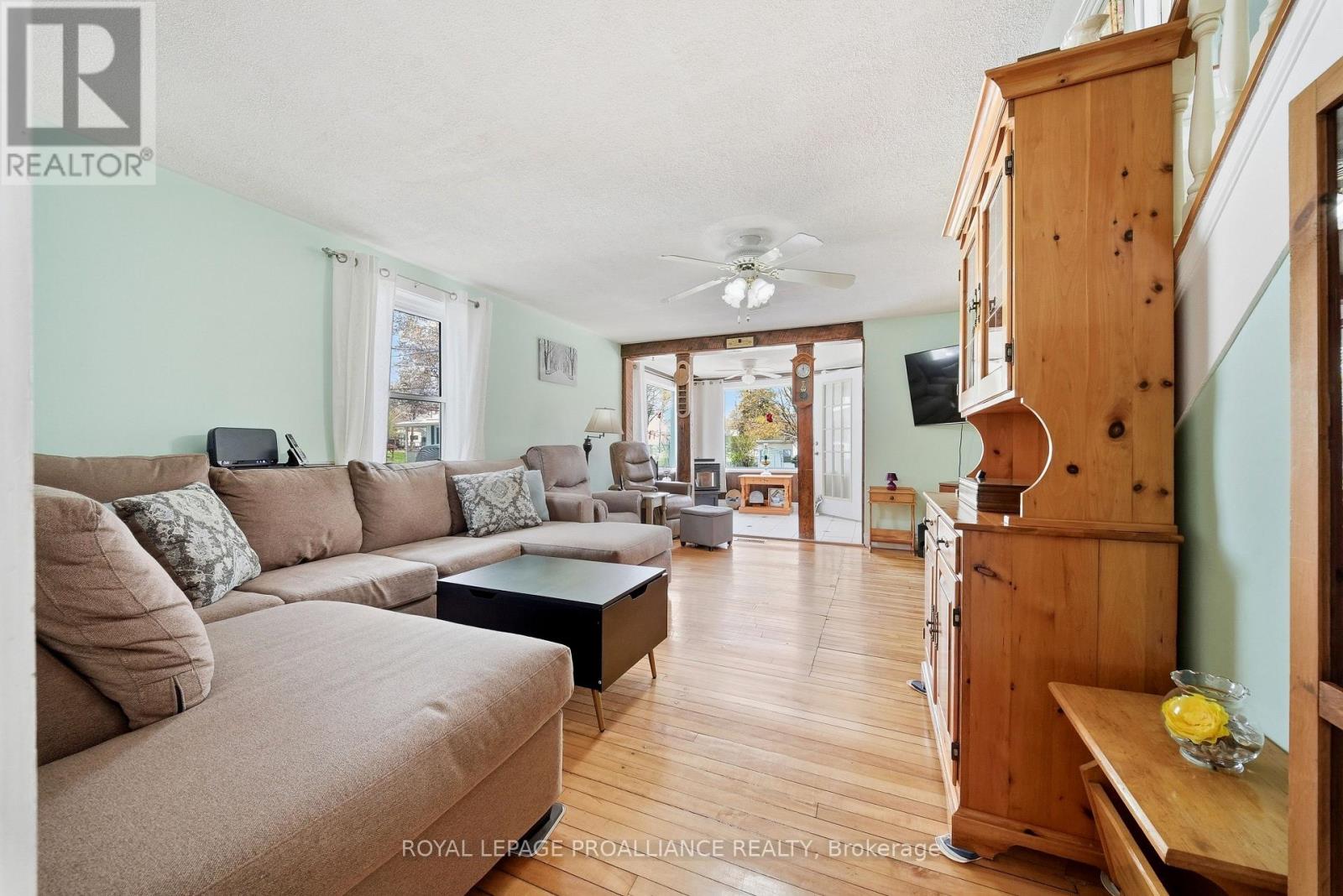 4343 NOTRE DAME STREET - 18