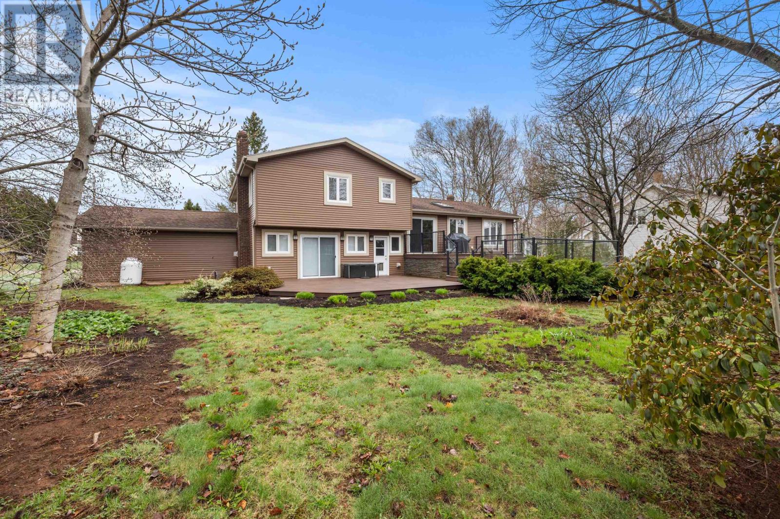 13 BARDIN Crescent - 37