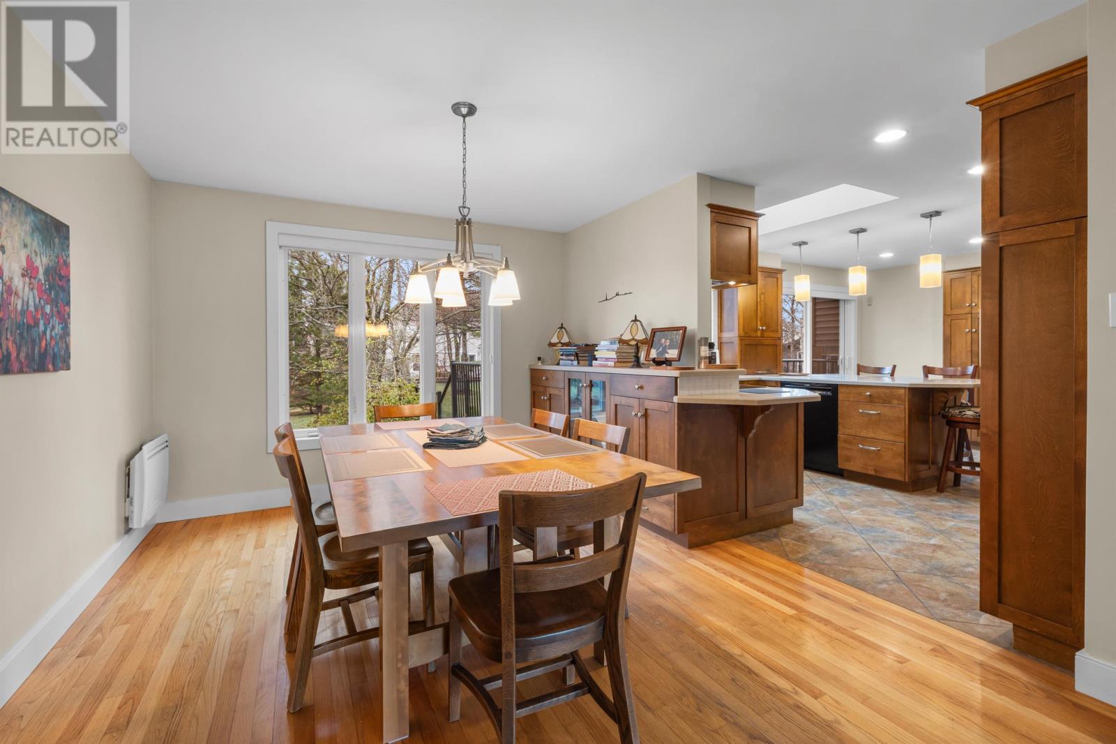 13 BARDIN Crescent - 13