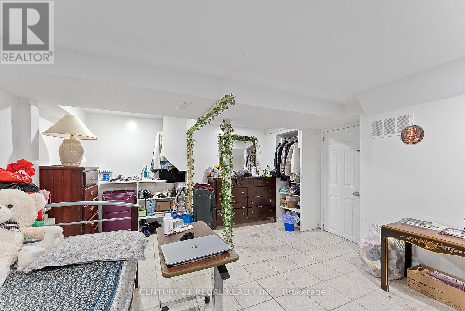 106 FLORA DRIVE - 28