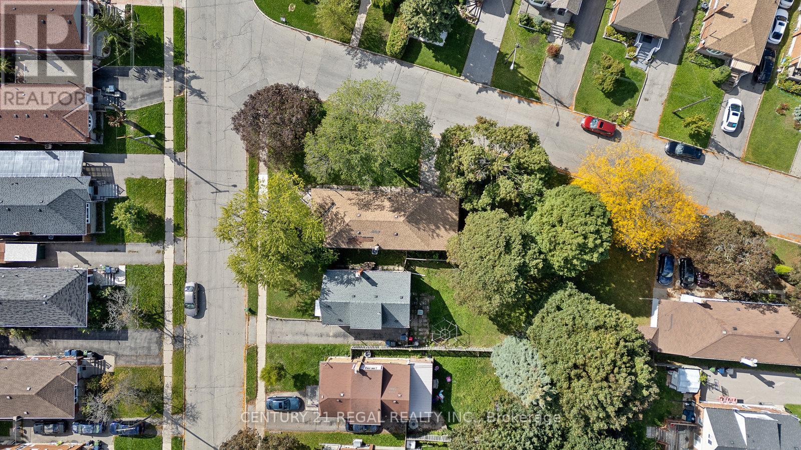 106 FLORA DRIVE - 40