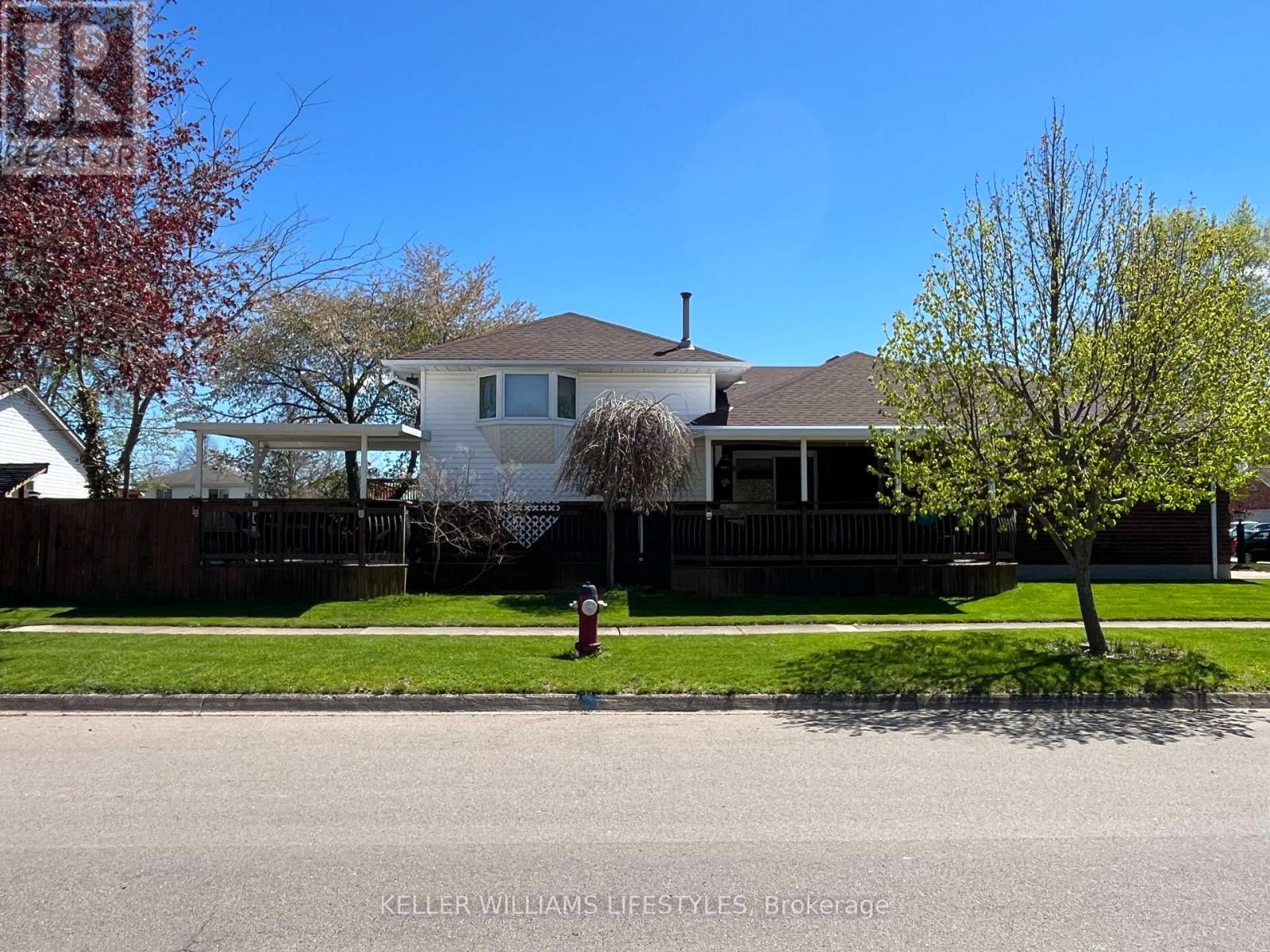 121 CEDARVALE CRESCENT - 4