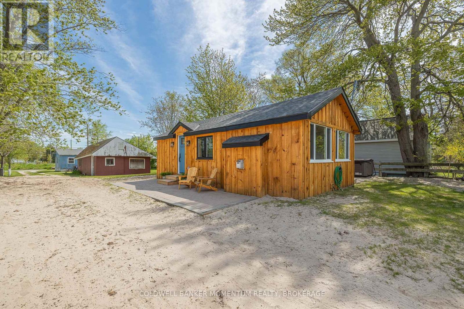 12221 LAKESHORE ROAD - 11