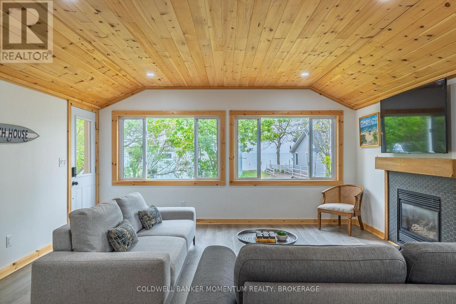 12221 LAKESHORE ROAD - 35
