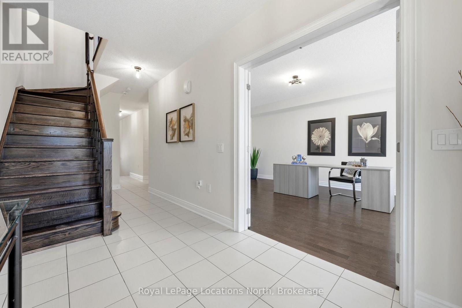 118 PUCCINI DRIVE - 7