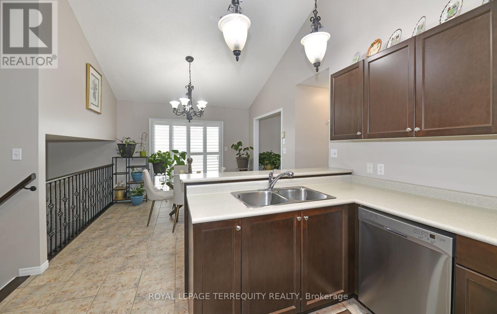 591 LUPLE AVENUE - 13