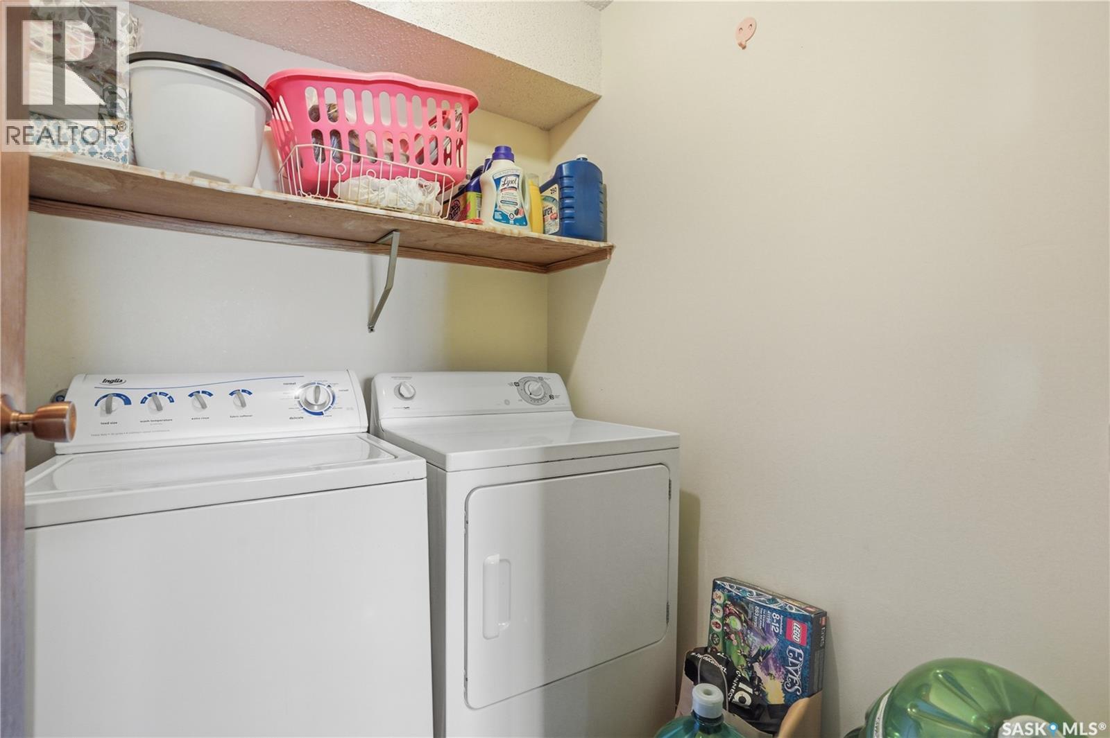 #214A 4040 8TH STREET E - 24