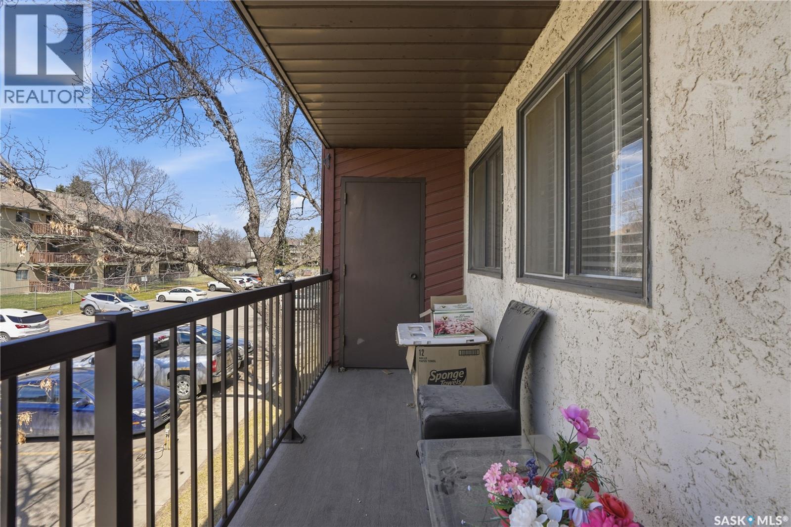 #214A 4040 8TH STREET E - 26