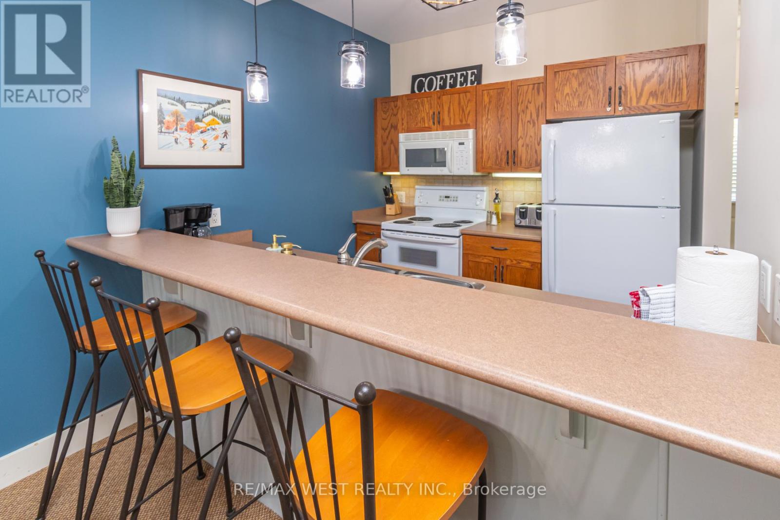 #117 125 FAIRWAY COURT - 13