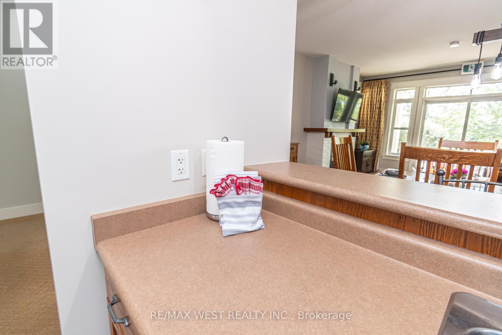 #117 125 FAIRWAY COURT - 15