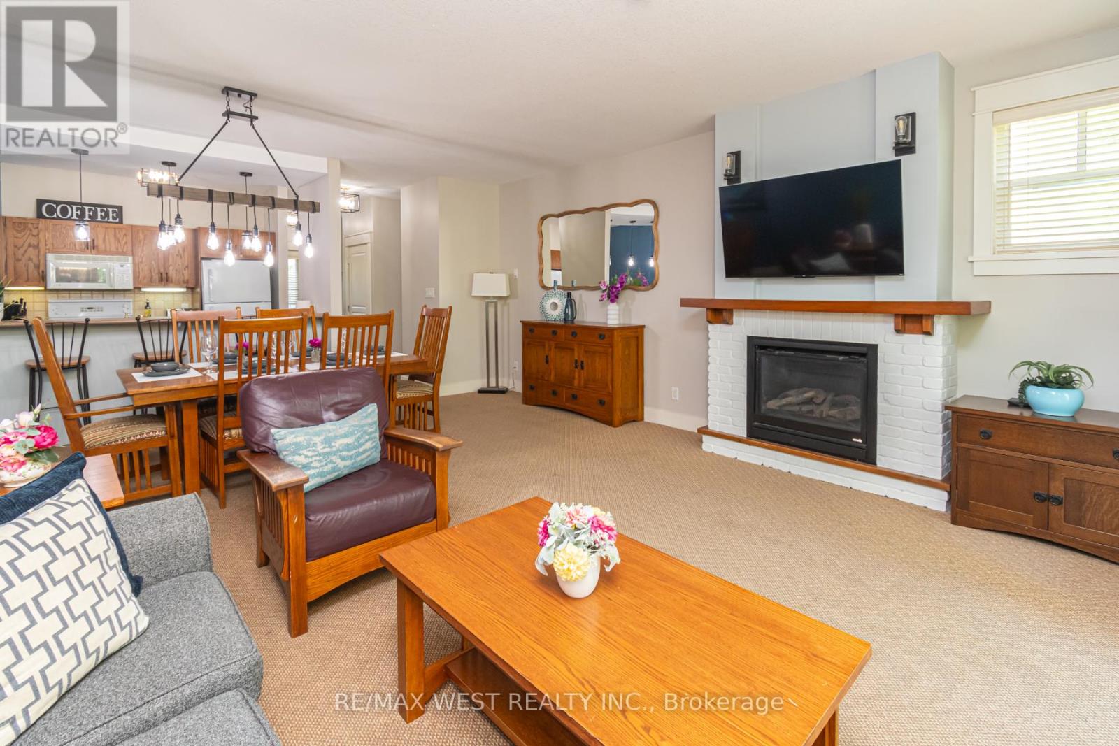 #117 125 FAIRWAY COURT - 19