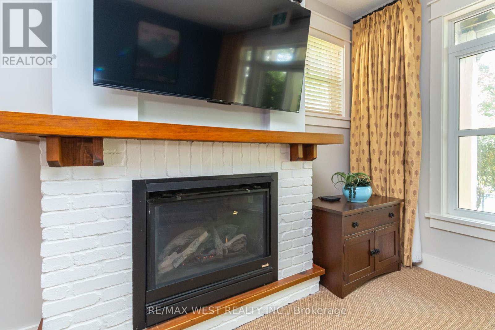 #117 125 FAIRWAY COURT - 22