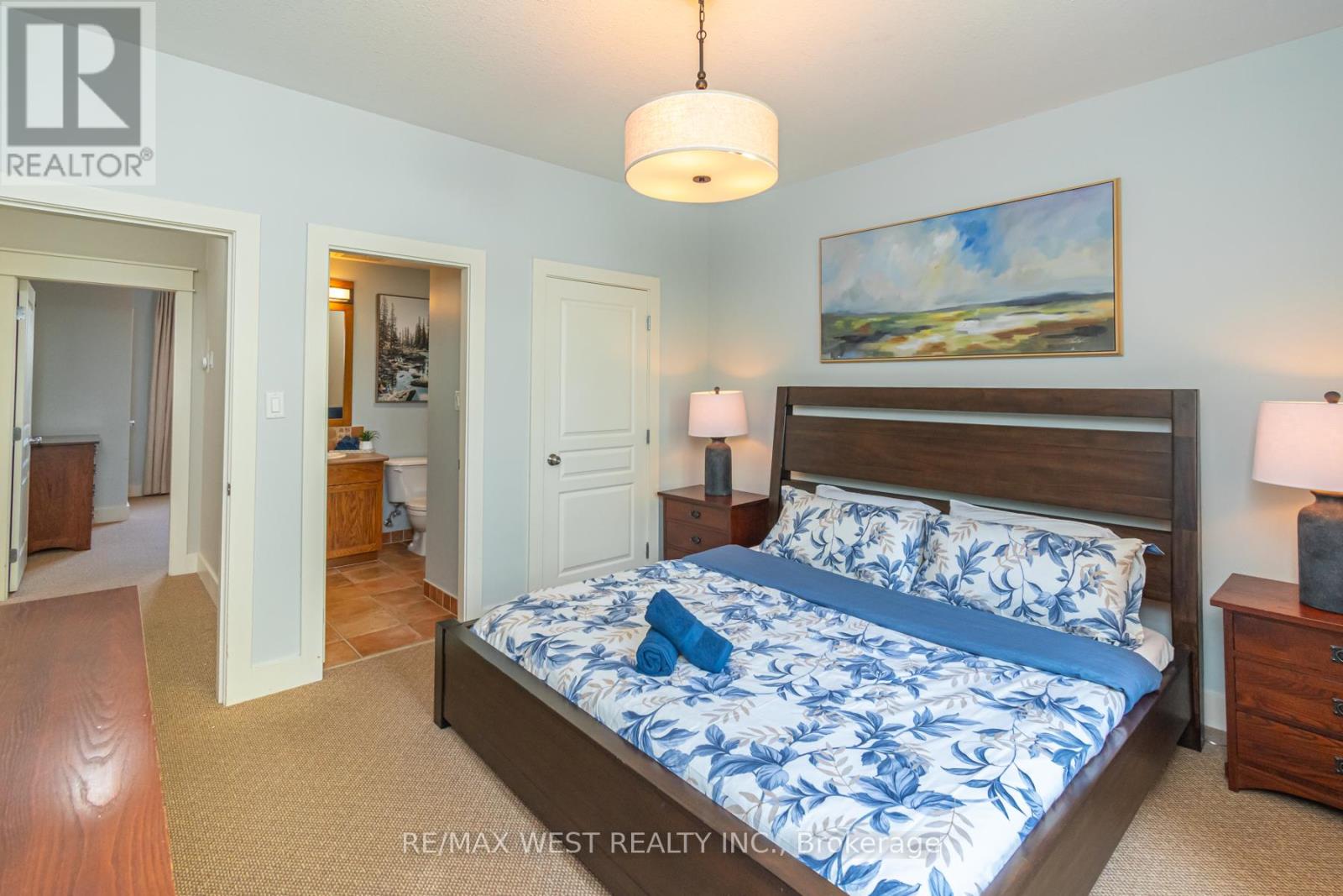 #117 125 FAIRWAY COURT - 24