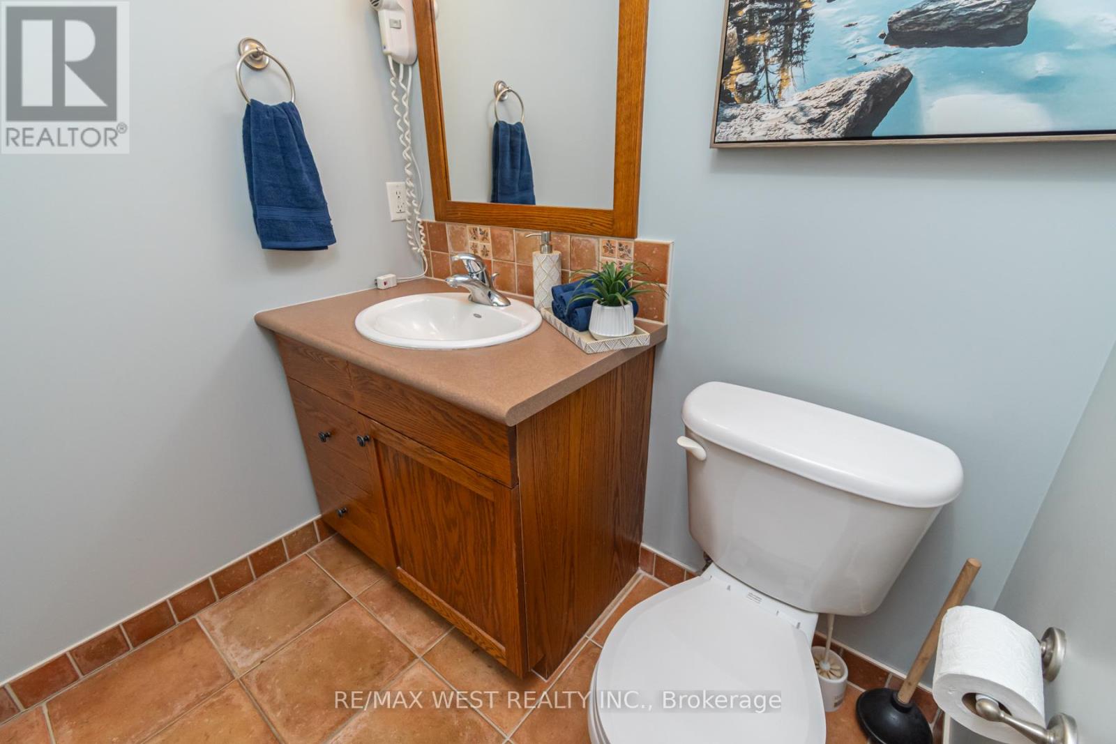 #117 125 FAIRWAY COURT - 27