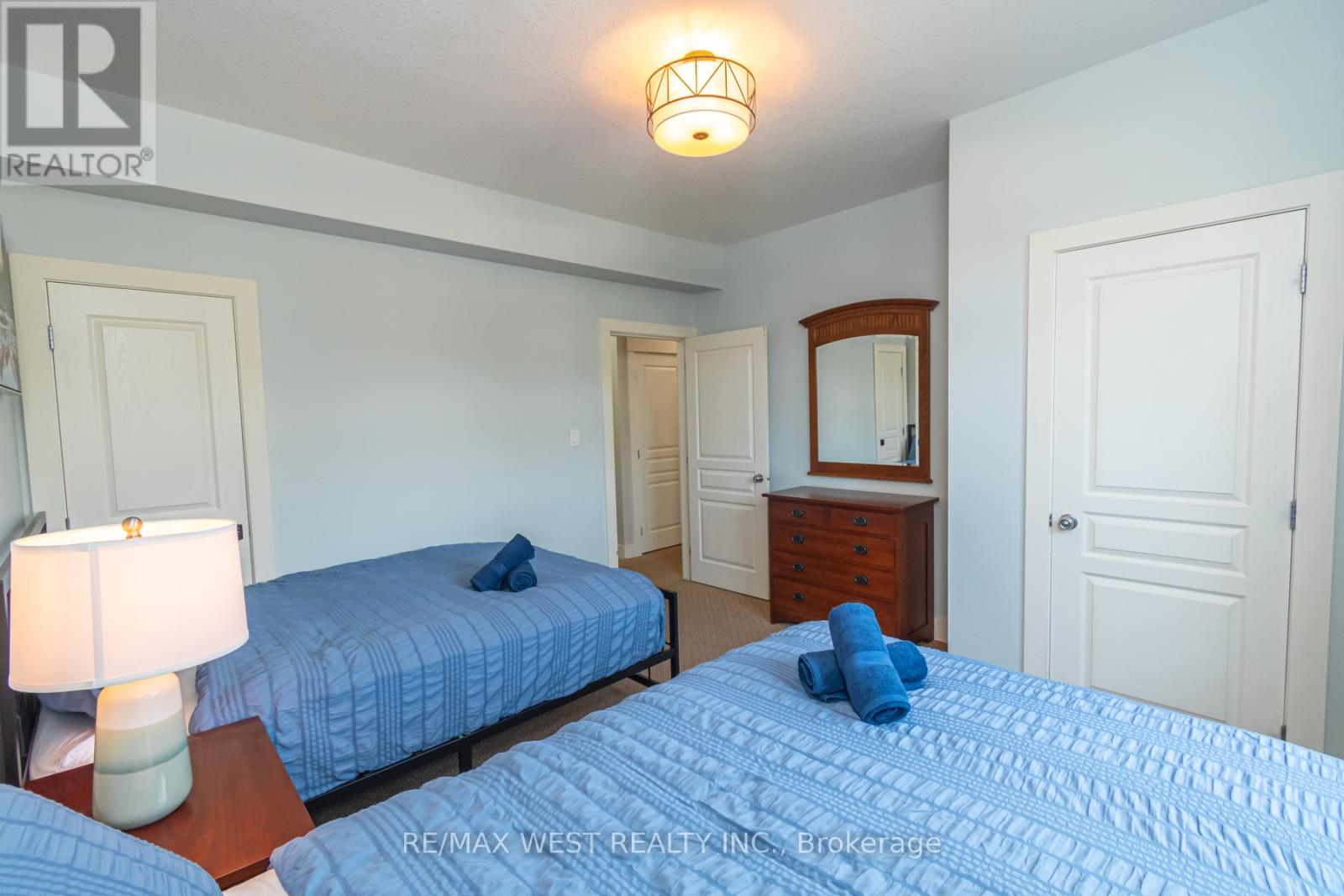 #117 125 FAIRWAY COURT - 28