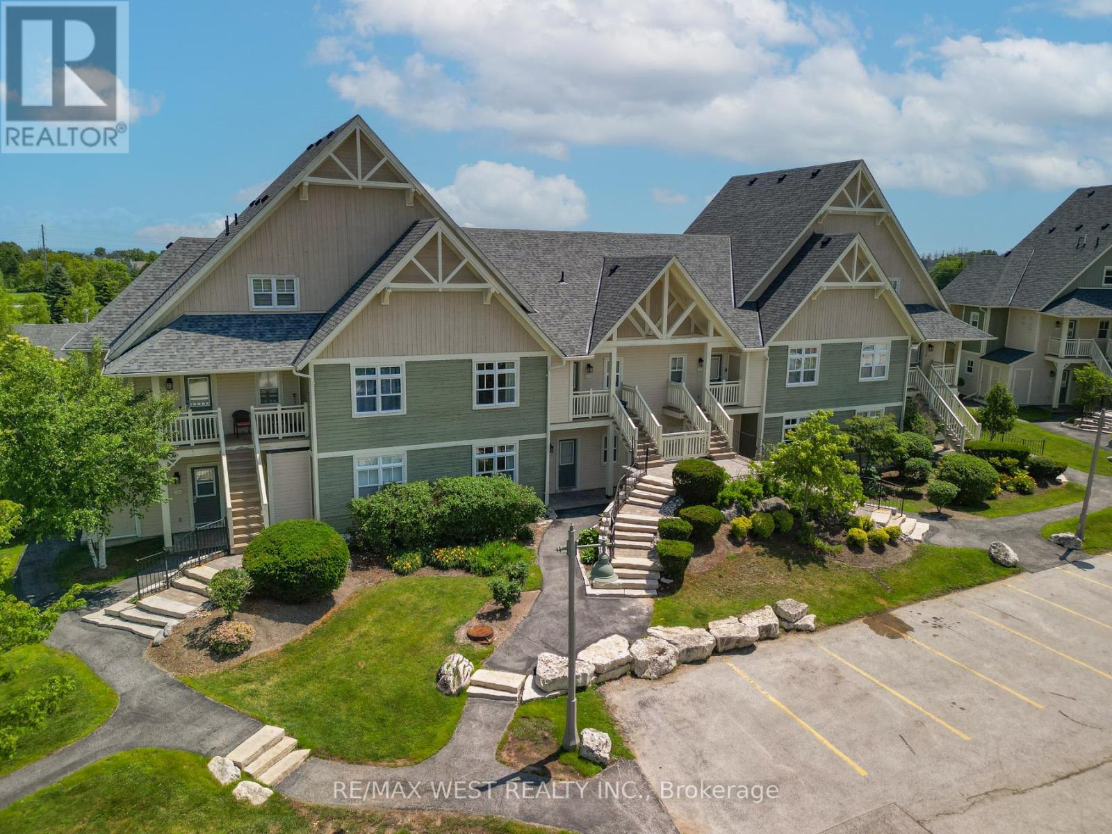 #117 125 FAIRWAY COURT - 3