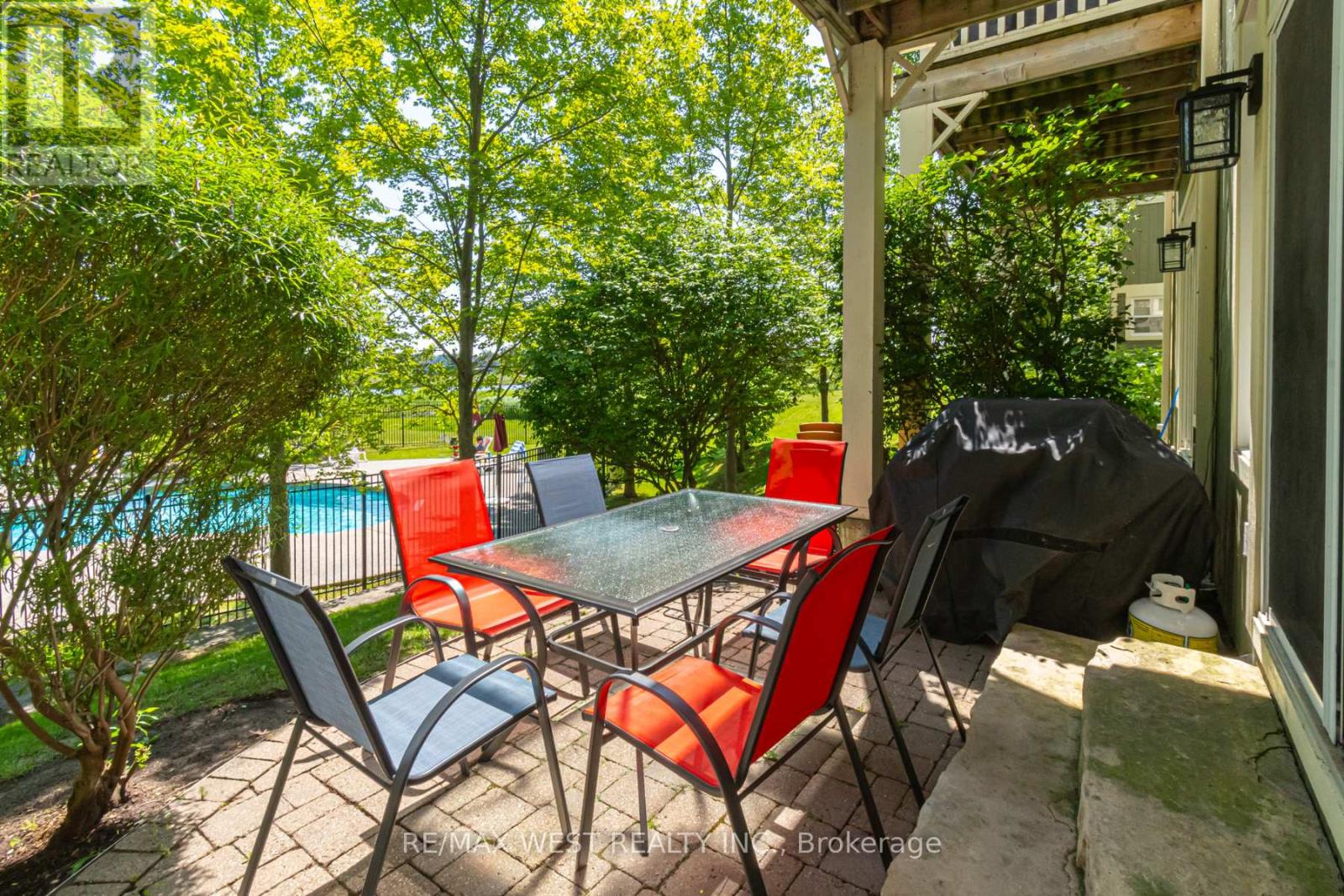 #117 125 FAIRWAY COURT - 34