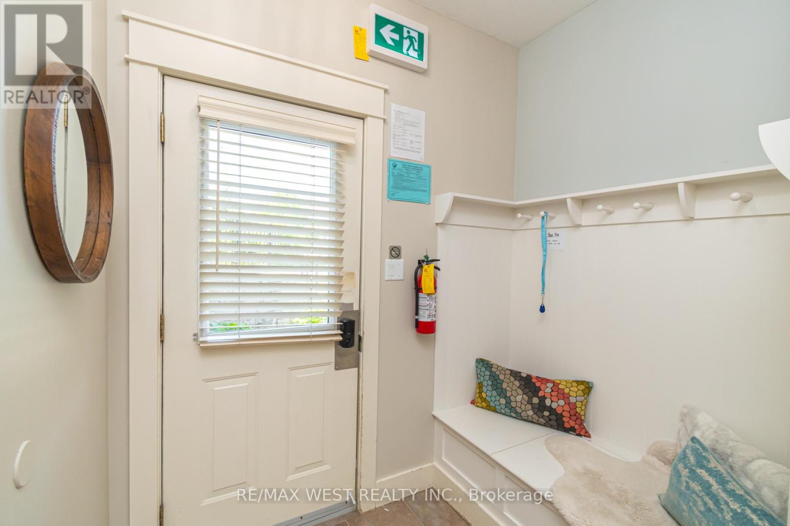 #117 125 FAIRWAY COURT - 5