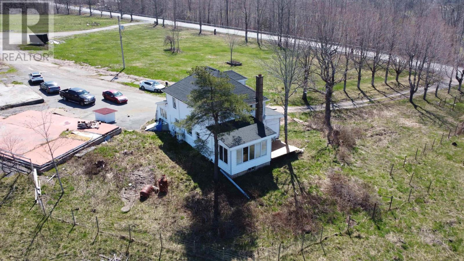 Property 2 of 16 of 4265 14 Highway