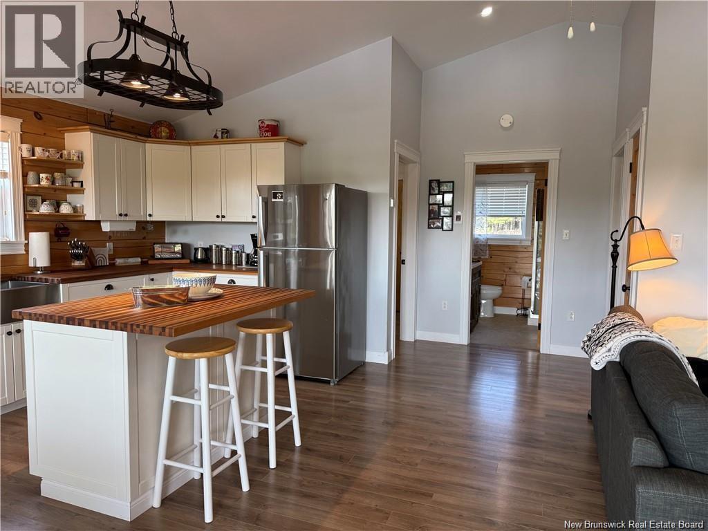 20 Robertson Lane - 11