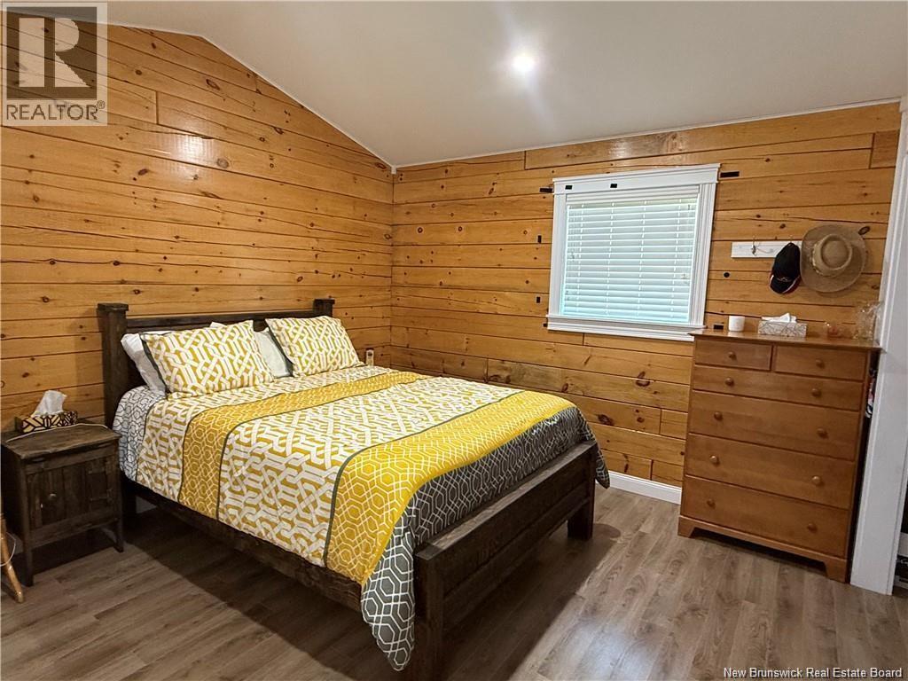 20 Robertson Lane - 18