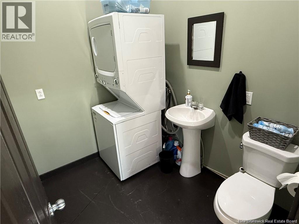 20 Robertson Lane - 47