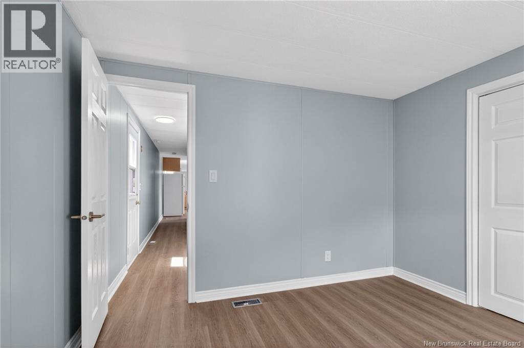 13 Raworth Avenue - 19