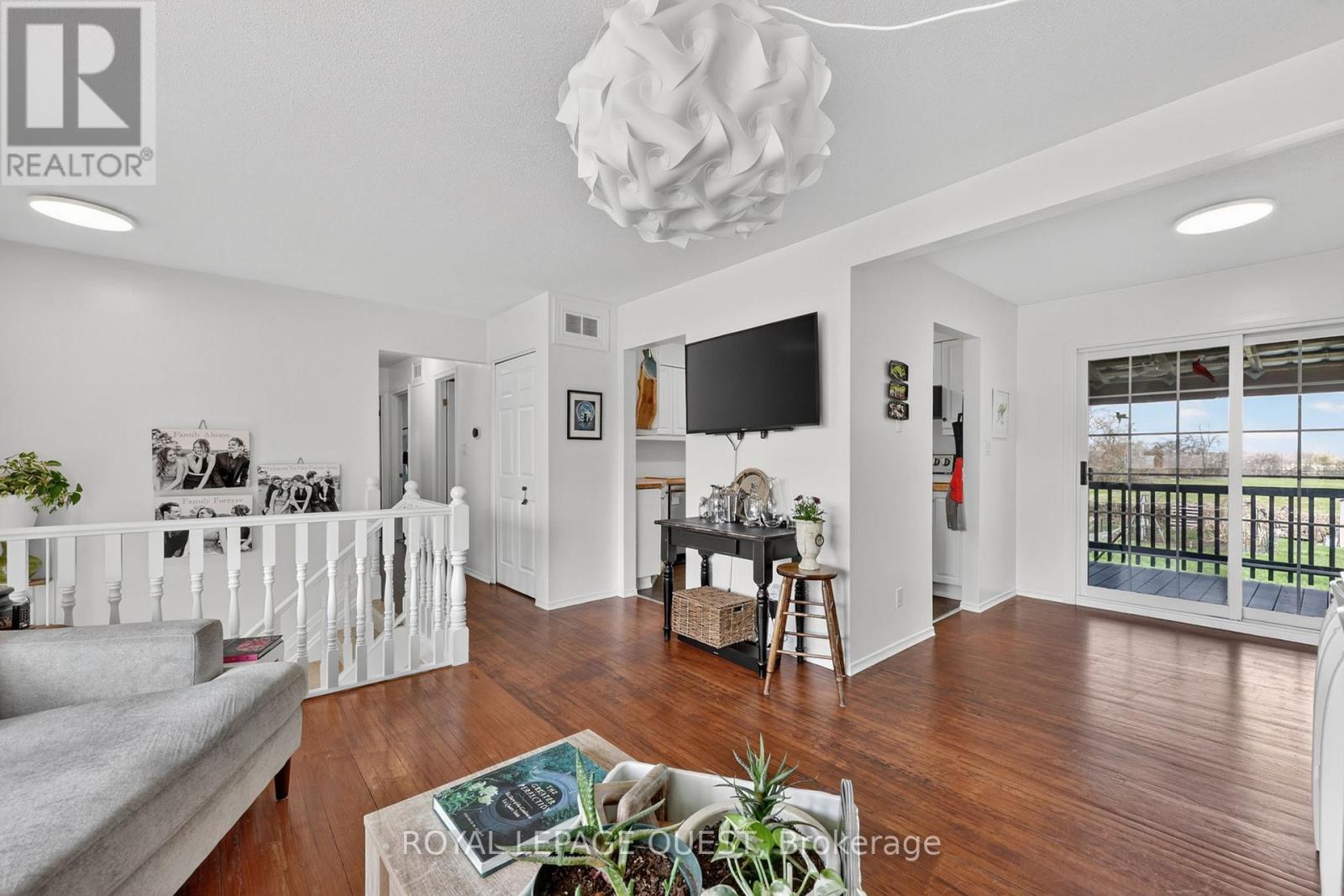 48 COURTLAND STREET - 7