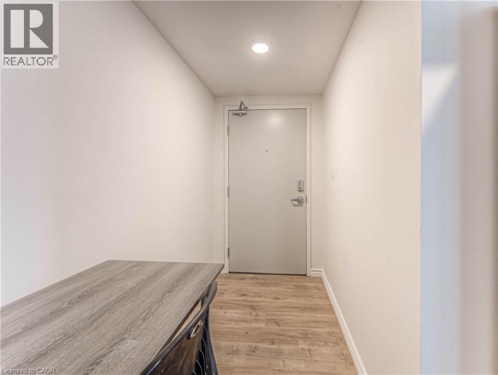 275 LARCH Street Unit# F501, Waterloo, Ontario, N2L3R2 — Photo 2
