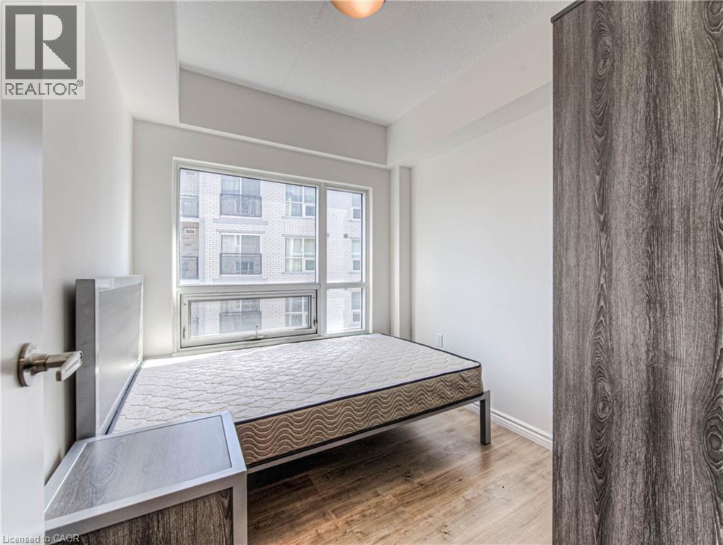 275 LARCH Street Unit# F501, Waterloo, Ontario, N2L3R2 — Photo 8