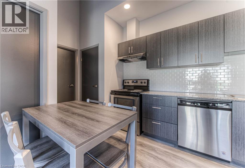 275 LARCH Street Unit# F113, Waterloo, Ontario, N2L3R2 — Photo 13