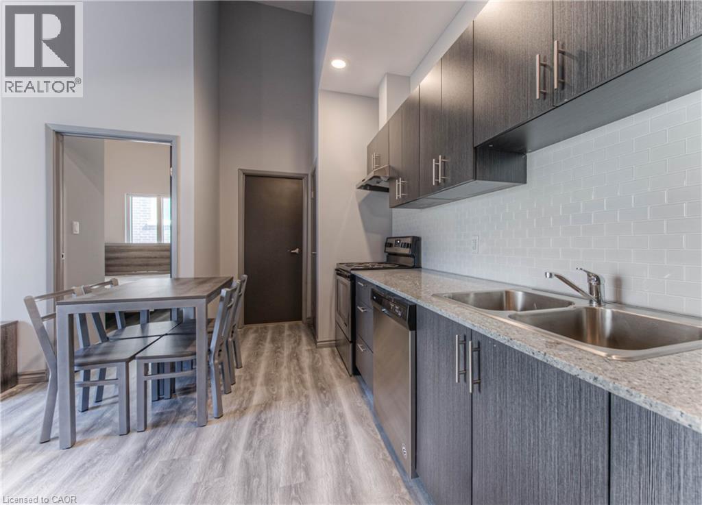 275 LARCH Street Unit# F113, Waterloo, Ontario, N2L3R2 — Photo 8