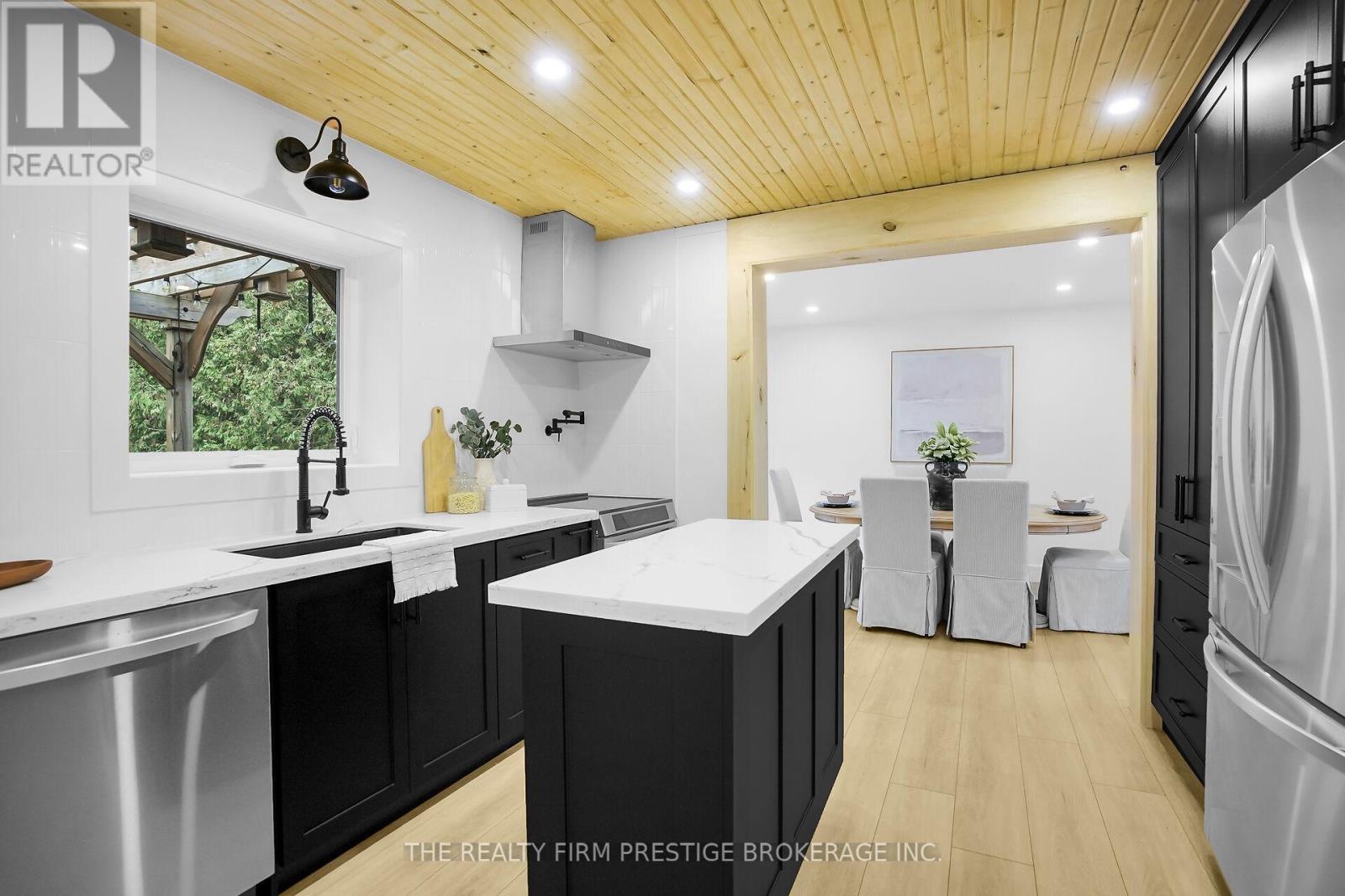 23473 WONDERLAND ROAD N - 11