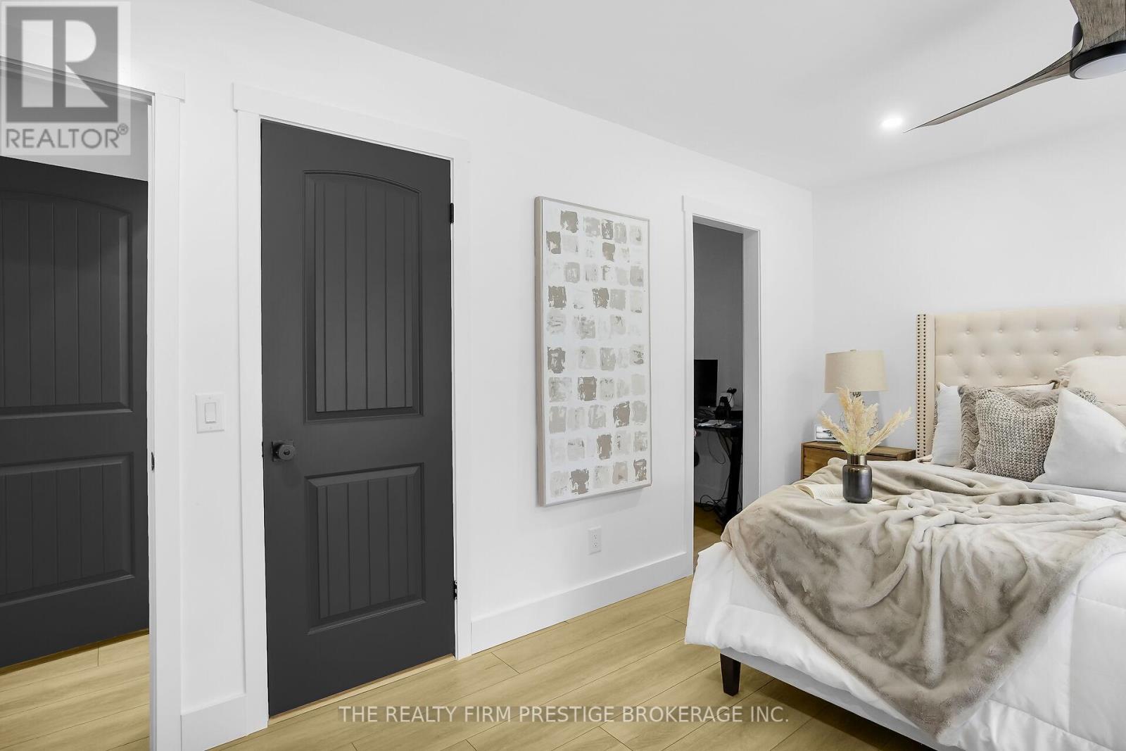 23473 WONDERLAND ROAD N - 28
