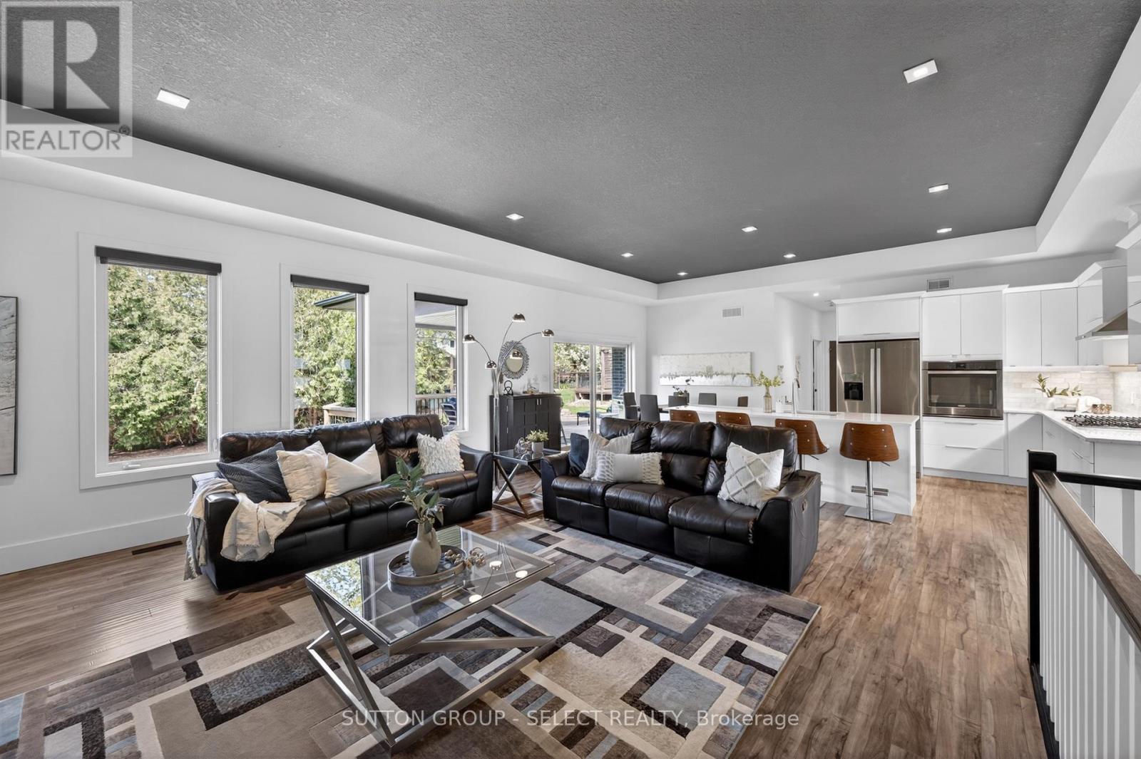 228 MARTIN DRIVE - 7