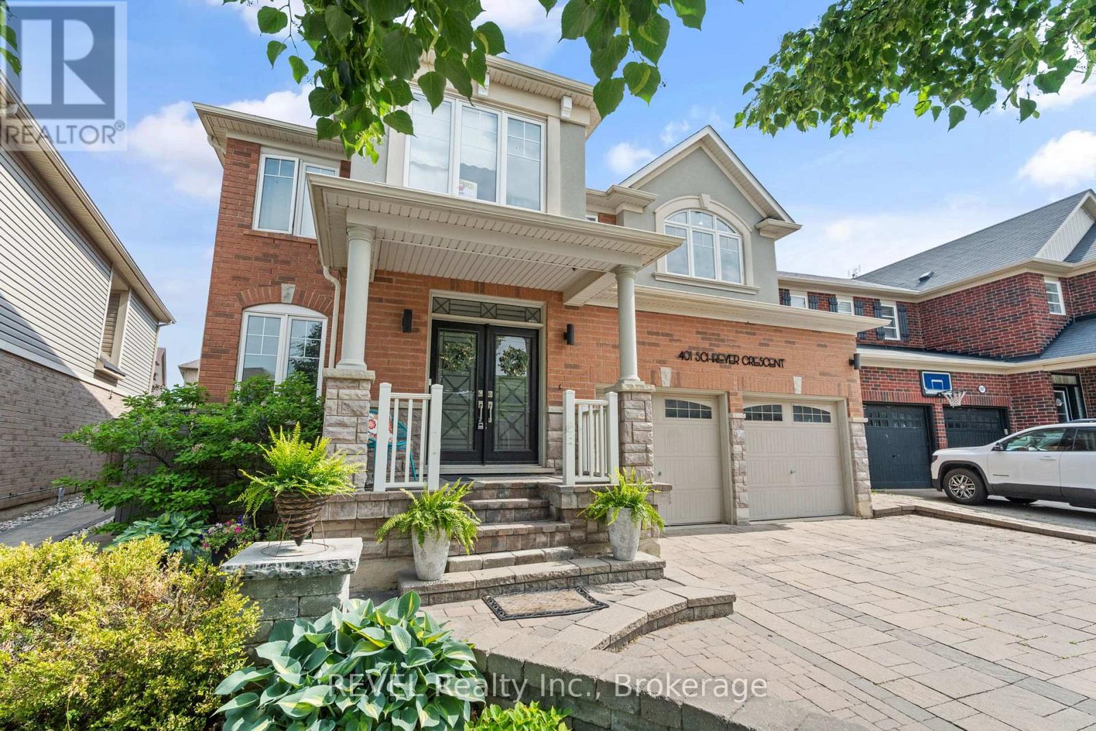 401 SCHREYER CRESCENT - 1