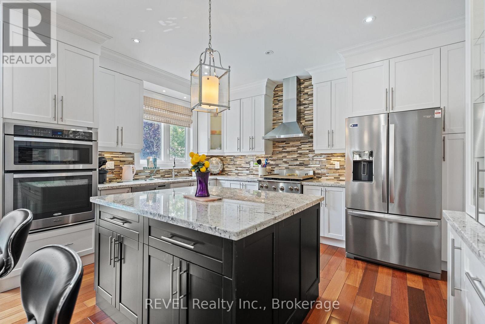 401 SCHREYER CRESCENT - 15