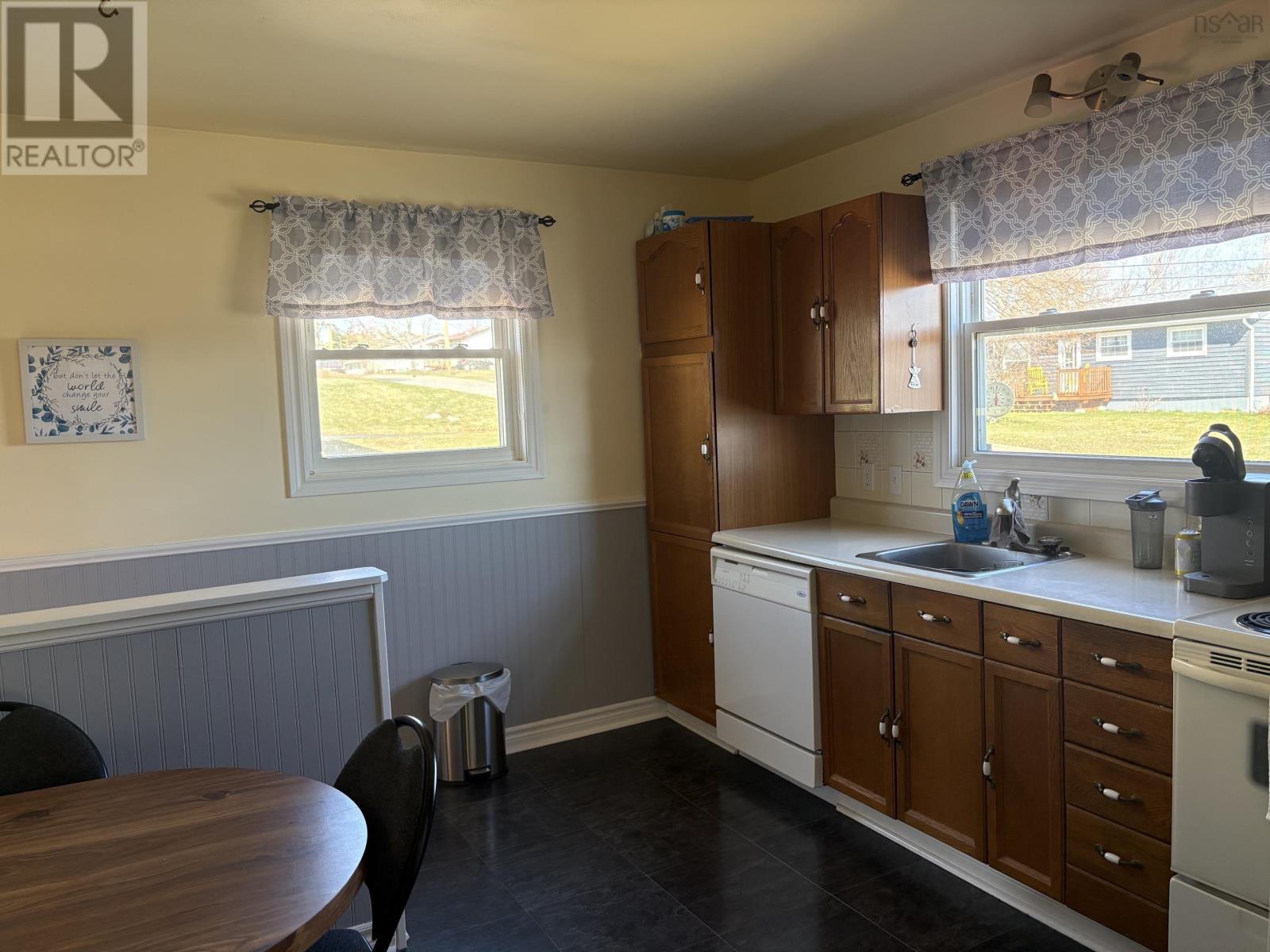 9 Terrace Avenue - 7