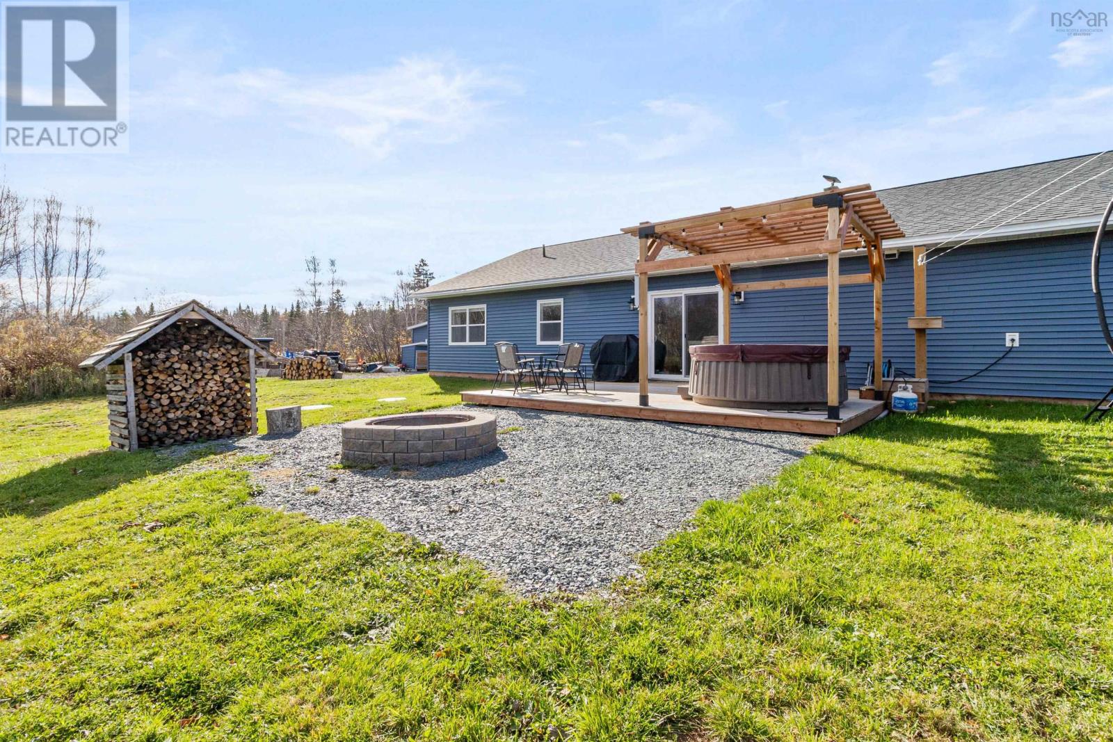 215 Grono Road - 26