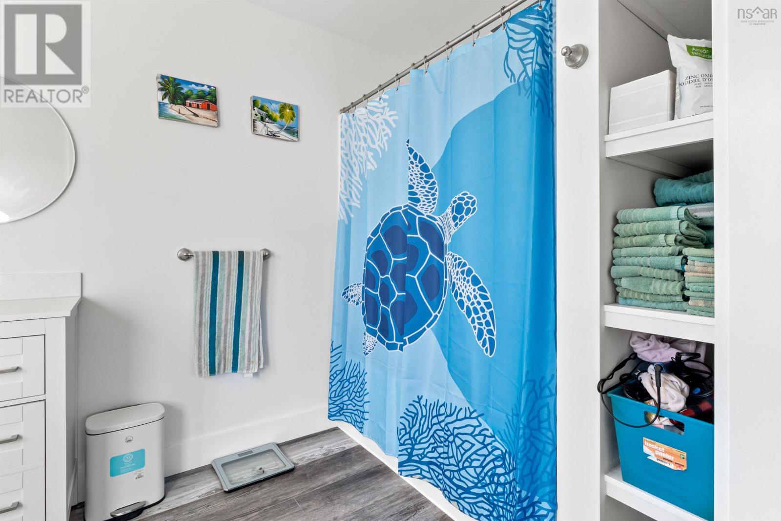 215 Grono Road - 16