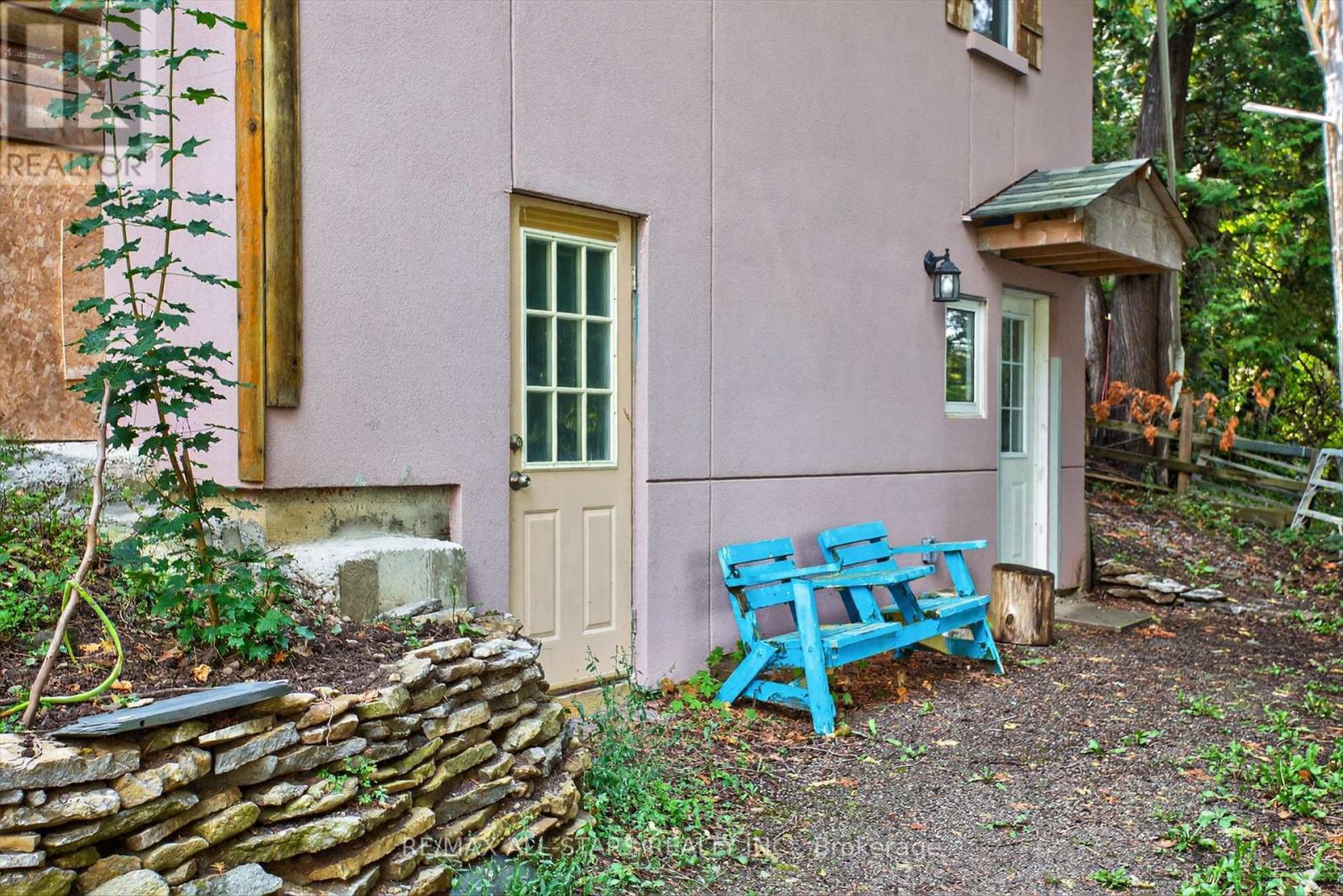60 ELDER STREET - 24