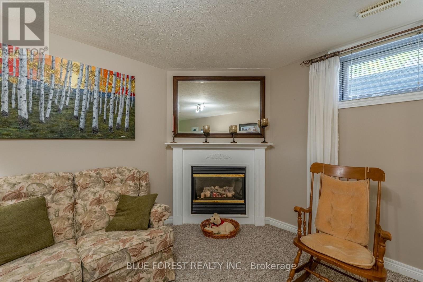 #2 948 COLBORNE STREET - 22
